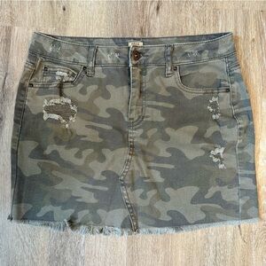 True Craft Olive Camouflage Mini Skirt